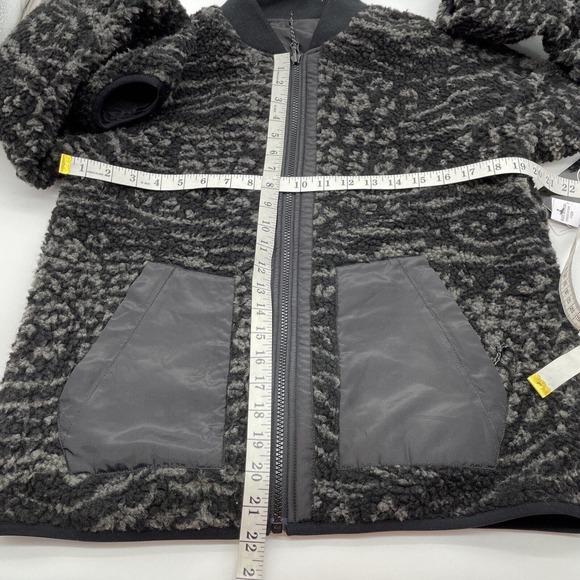 Volcom Reversible Polar Fleece Black Jacket Women's Size XS MSRP $140 - Picture 4 of 6